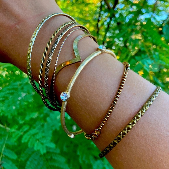 Jewelry - Elegant Gold Tone Bracelet Stack of 8